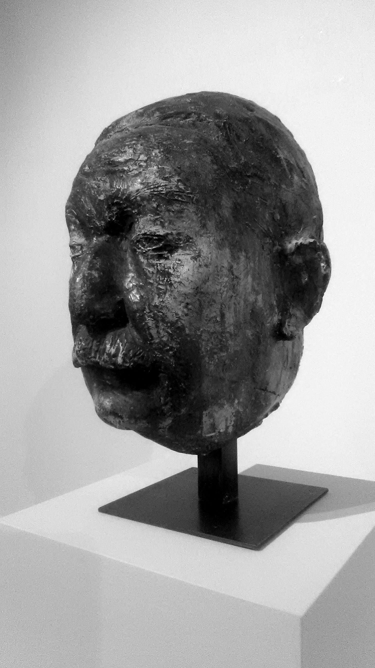 stejná socha dnes